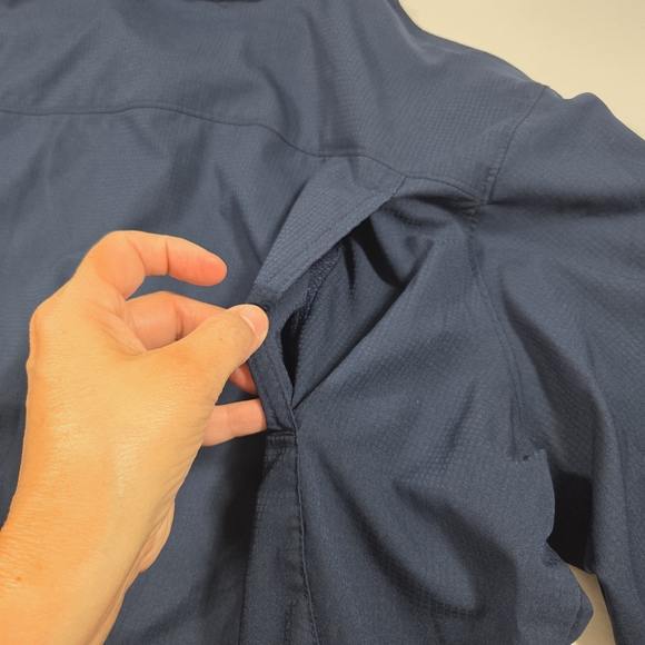 Columbia Shirt Navy Mesh-Lined Omni-Shade Shirt Jacket Button Down Woman's XL - Picture 10 of 11